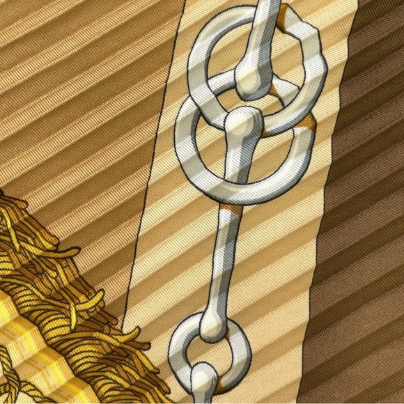 Authentic Hermes Pleated Cliquetis Kachi Sword Pattern Silk Scarf Box - Picture 15 of 17